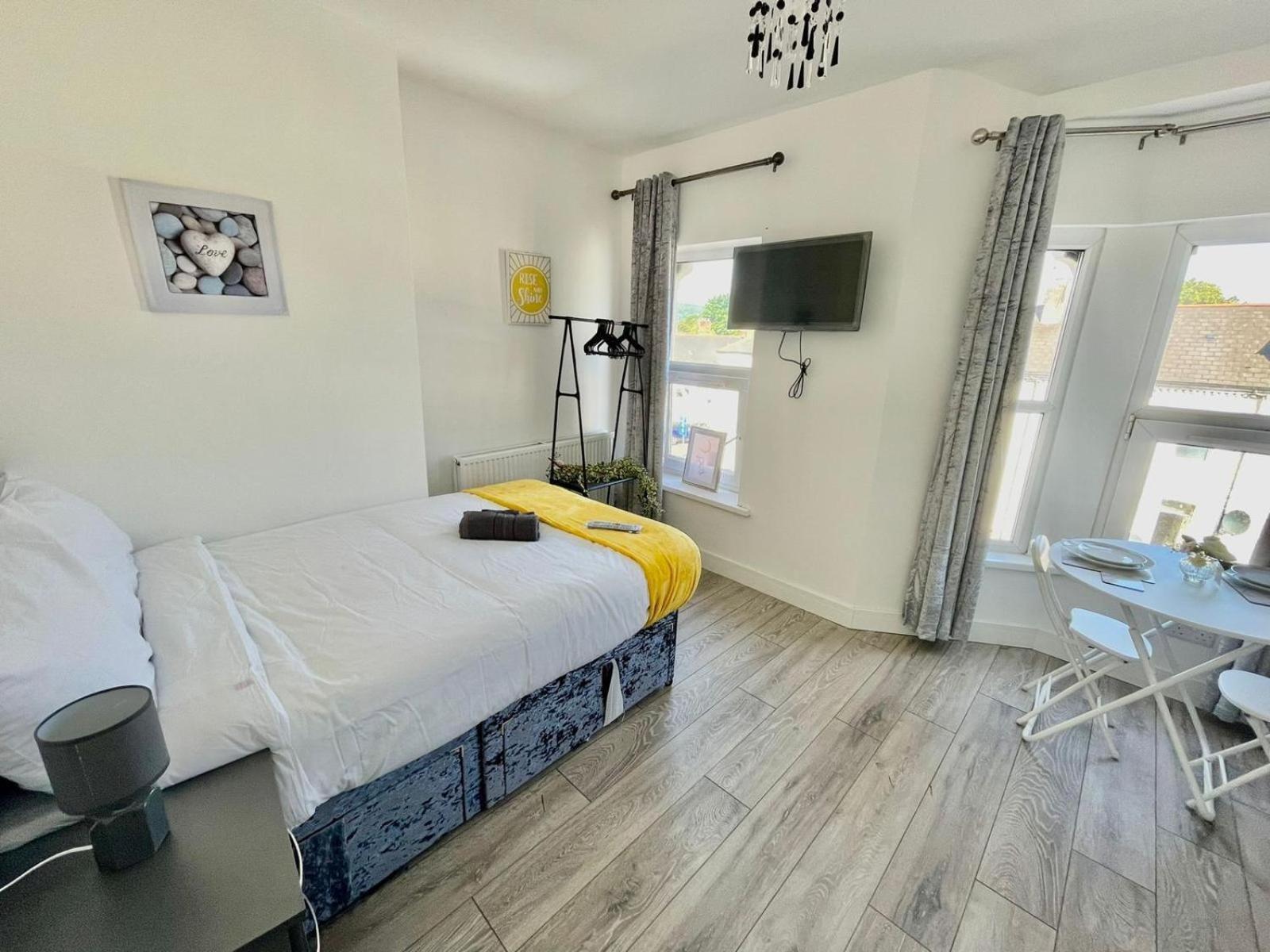 Cheerful 1 Bed Apartment Cardiff City Centre - Penarth Rd Bilik gambar