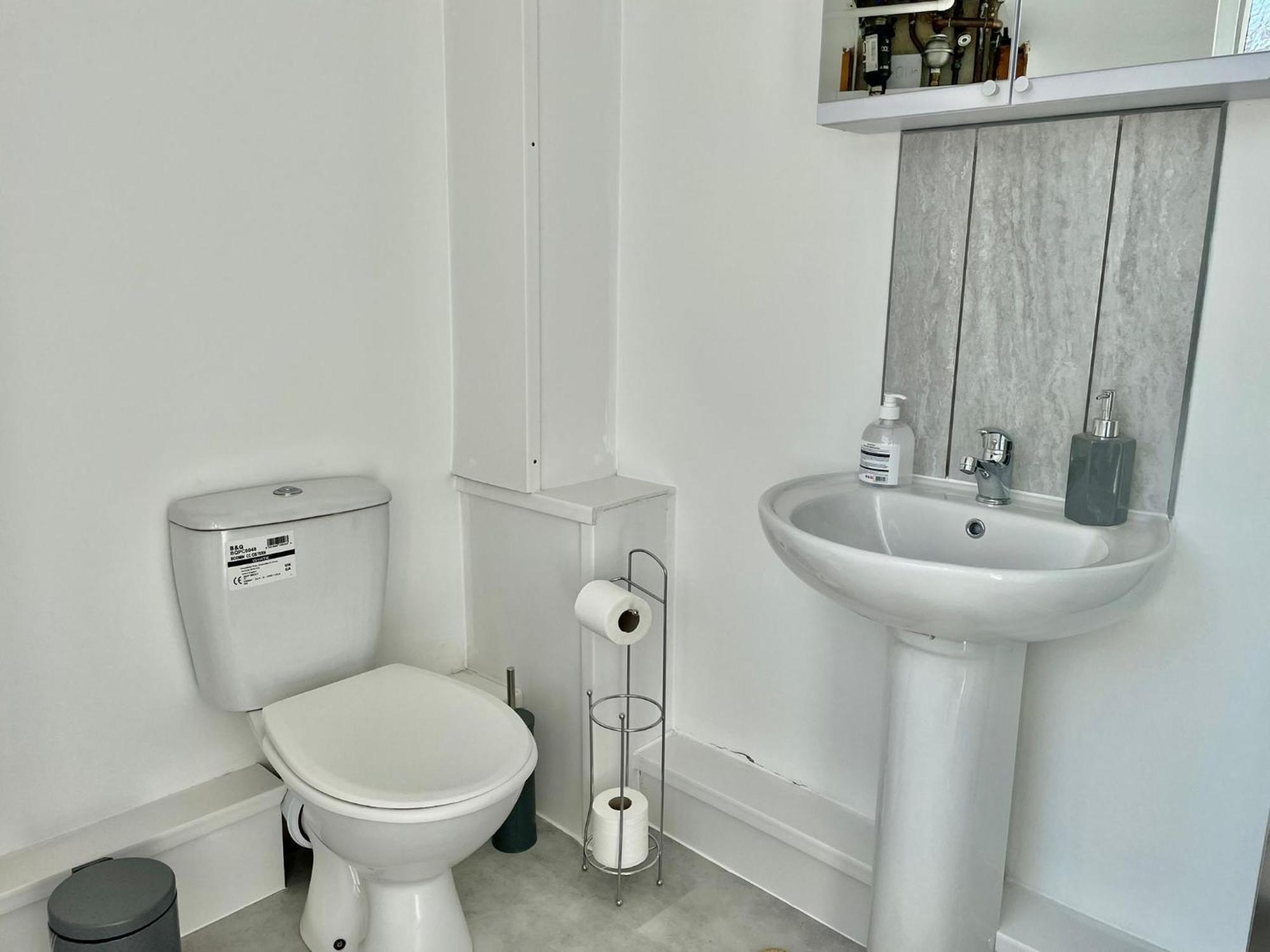 Cheerful 1 Bed Apartment Cardiff City Centre - Penarth Rd Bilik gambar
